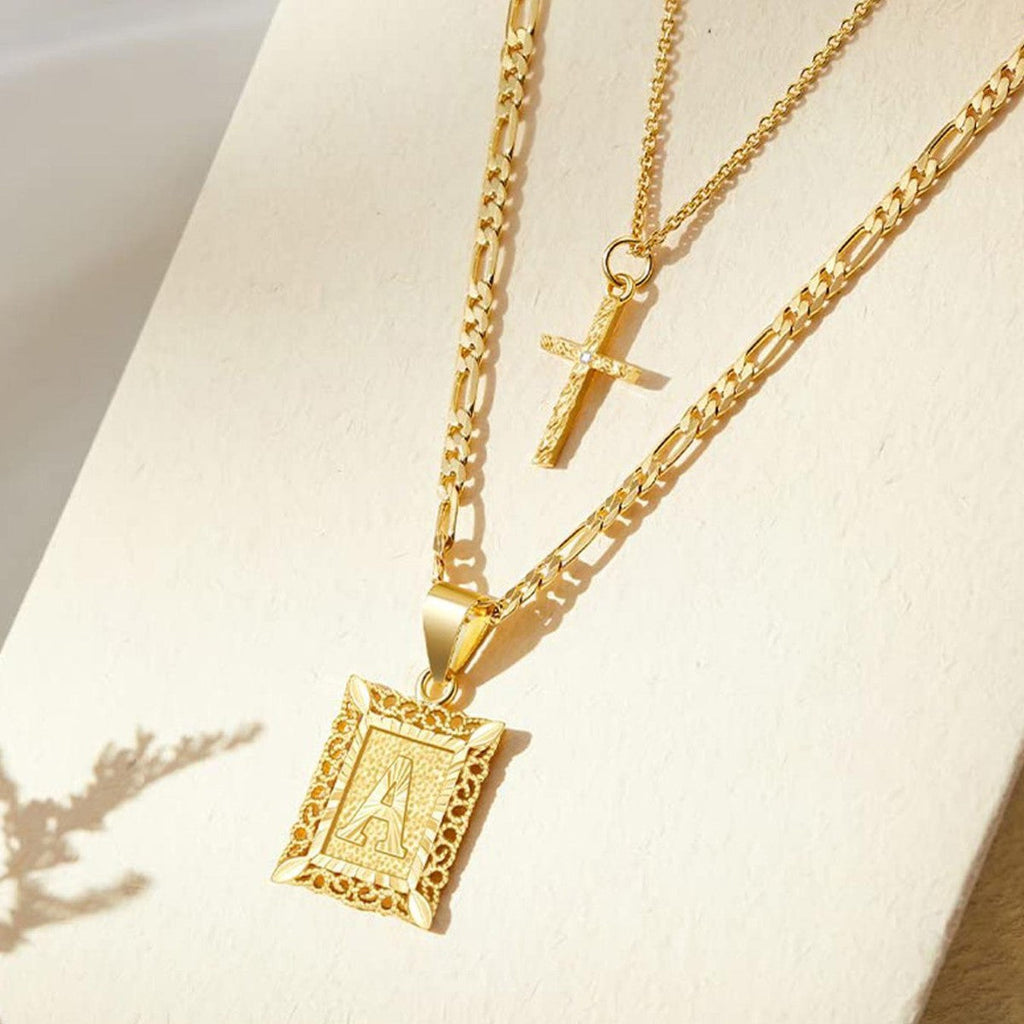 Set de 2 Collares 14K con Inicial y Cruz