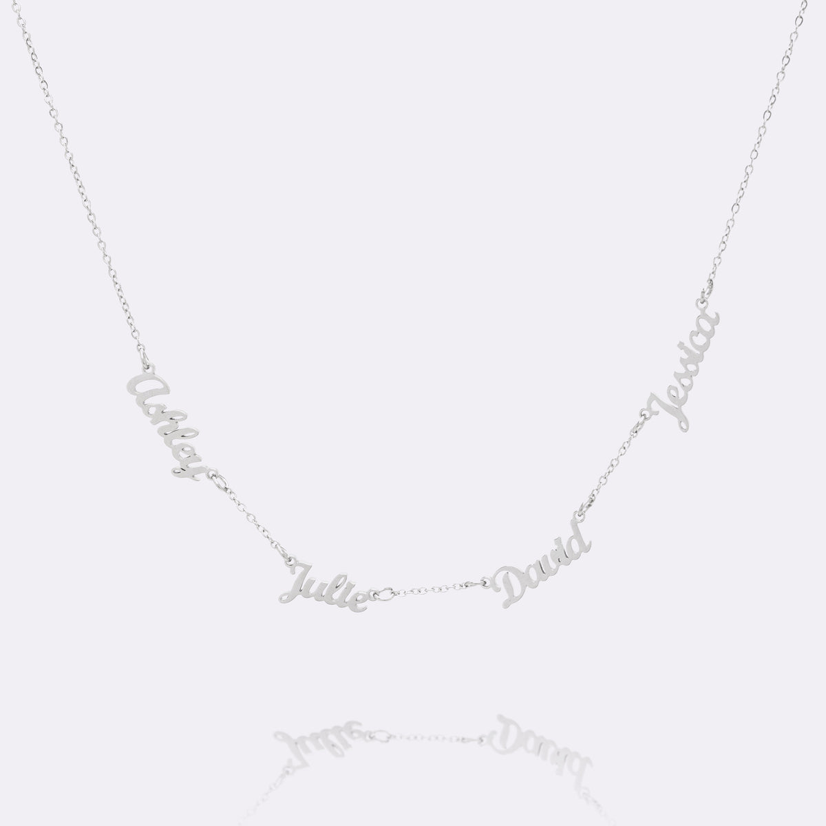 Collar Dainty Tiny con Múltiples Nombres