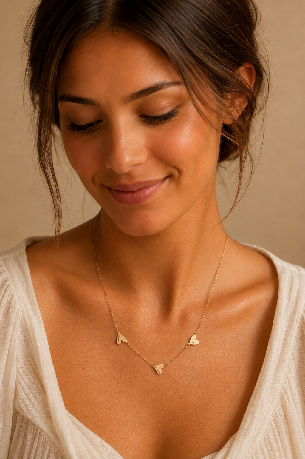 Collar Personalizado con Nombres en Formas de Corazón