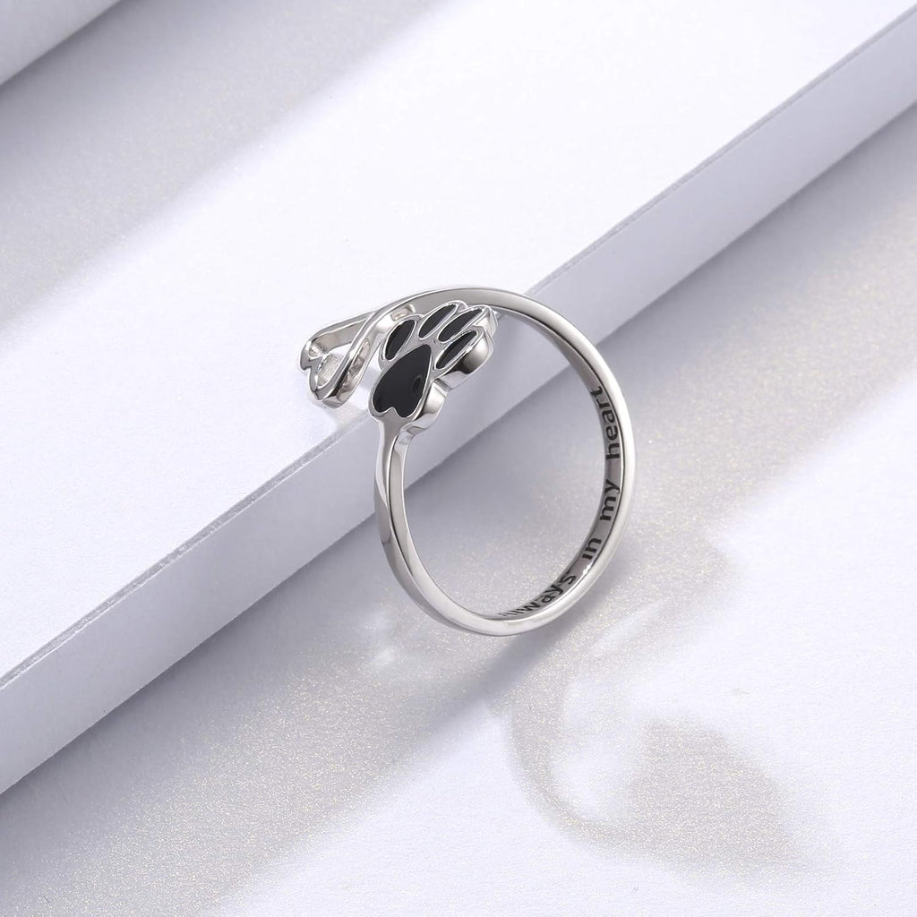 Anillo Artesanal de Patita y Corazón – Ajustable