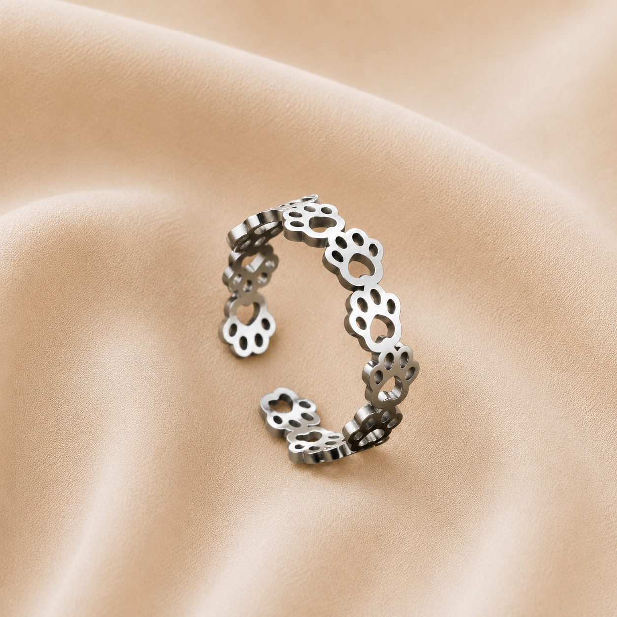 Anillo Ajustable con Huella de Patas – Hecho de Acero Inoxidable