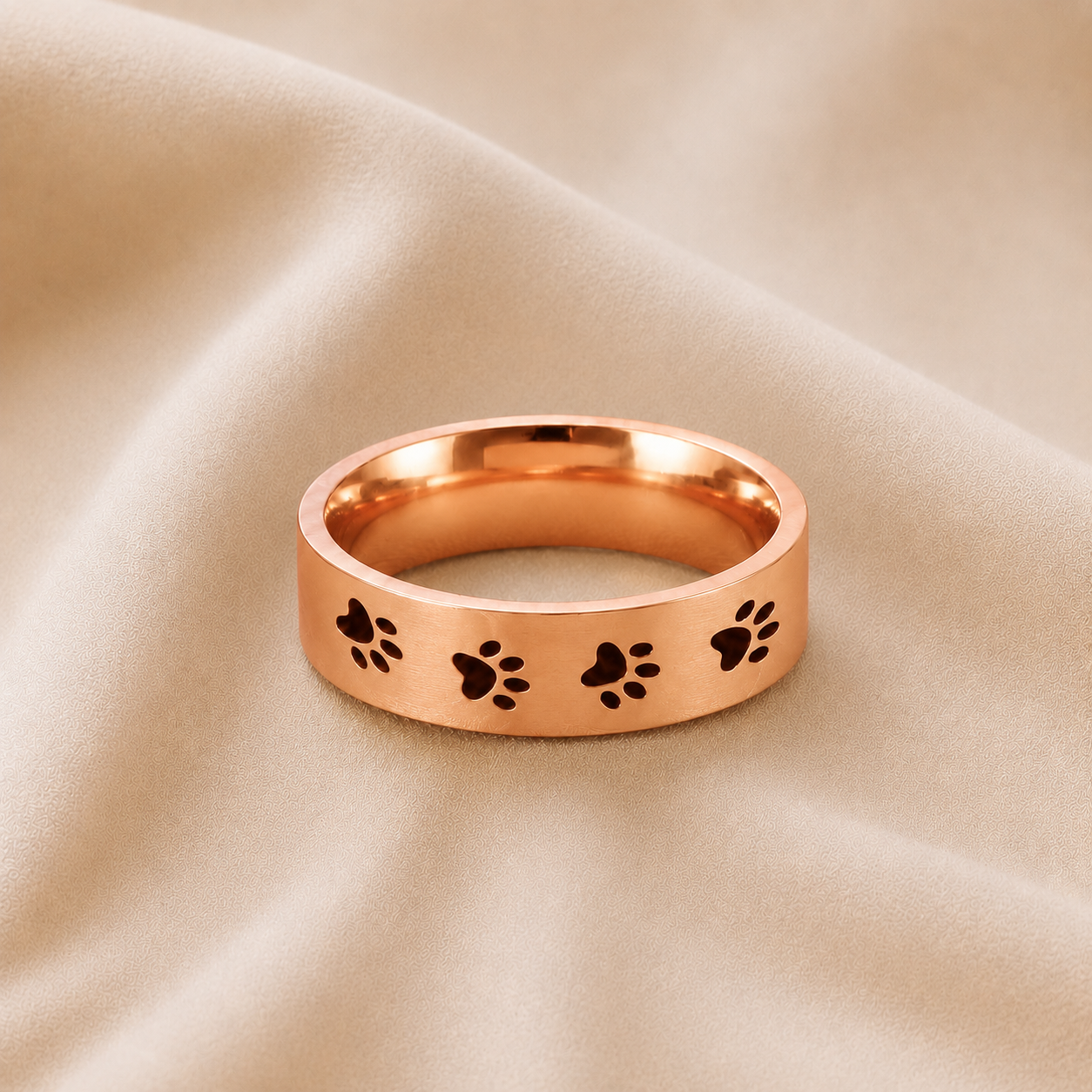 Anillo de Huella de Patas Hecho a Mano en Acero Inoxidable