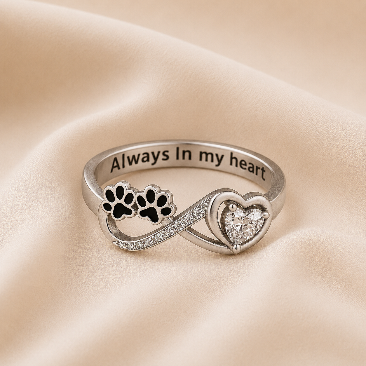 Anillo de Zirconia con Diseño de Corazón e Infinito