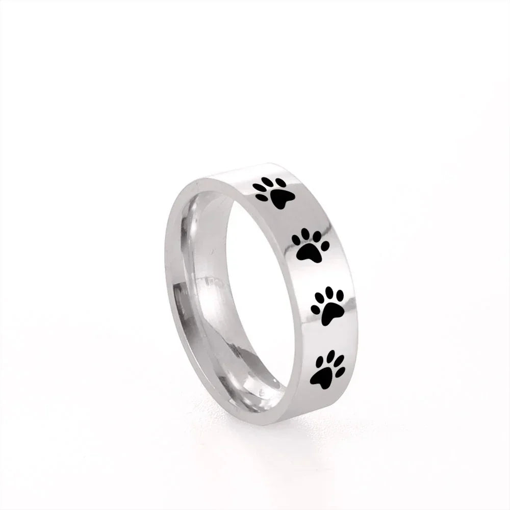 Anillo de Huella de Patas Hecho a Mano en Acero Inoxidable