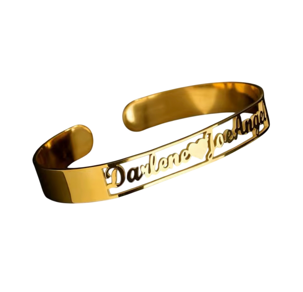 Pulsera de Corazón de Amor Personalizada