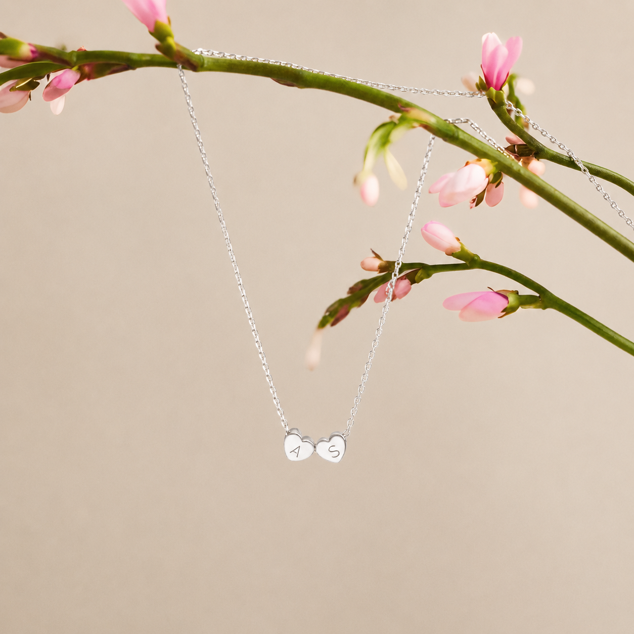 Collar Personalizado con Encanto de Corazón Inicial en 3D