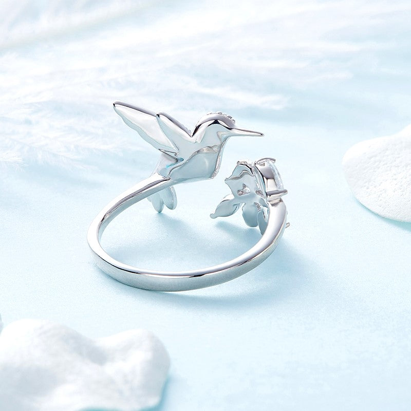 Anillo Ajustable de Colibrí Brillante con Diamante de Strass