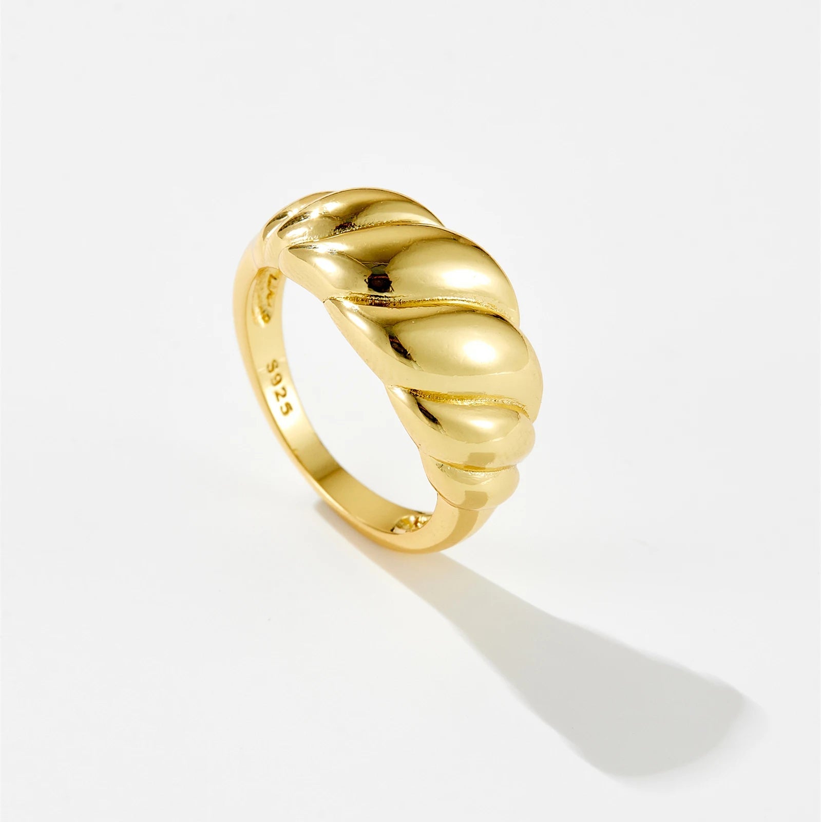 Anillo Dome Croissant