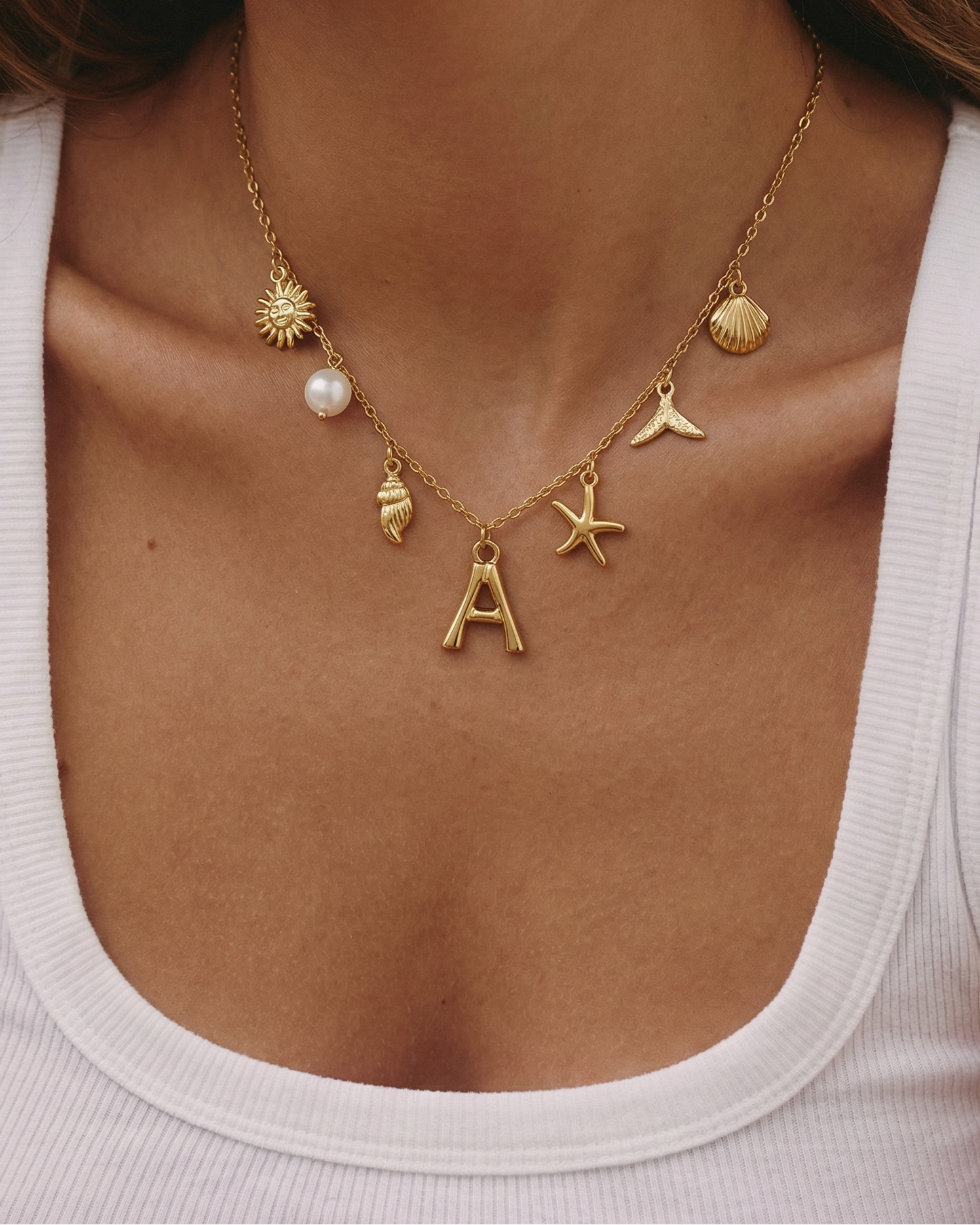 Collar de Letra de Oro Oceánico