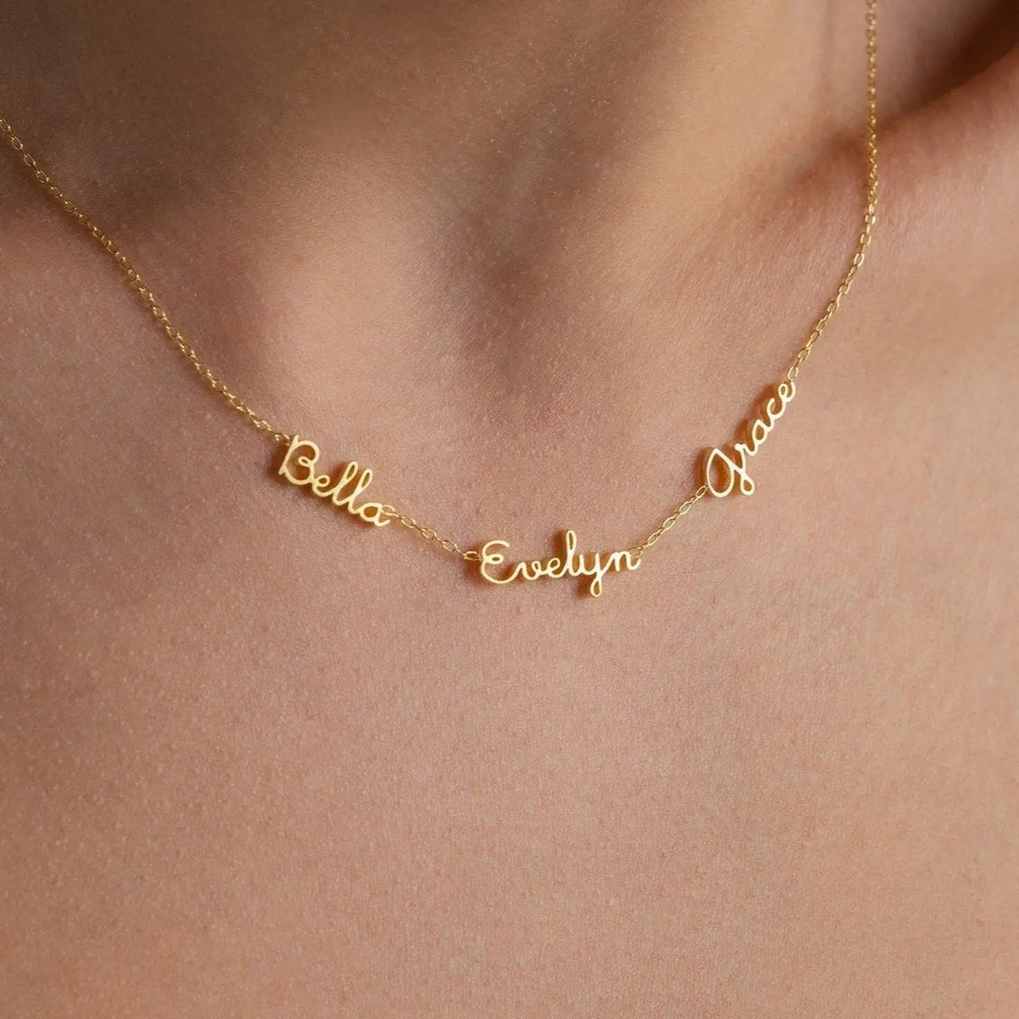 Collar Dainty Tiny con Múltiples Nombres